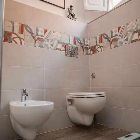 Otto Apartment *